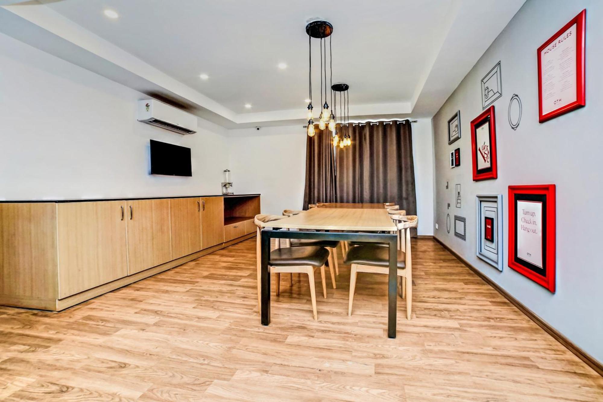 Chinhat Hotel O Town House 1274 Patrakar Puram מראה חיצוני תמונה
