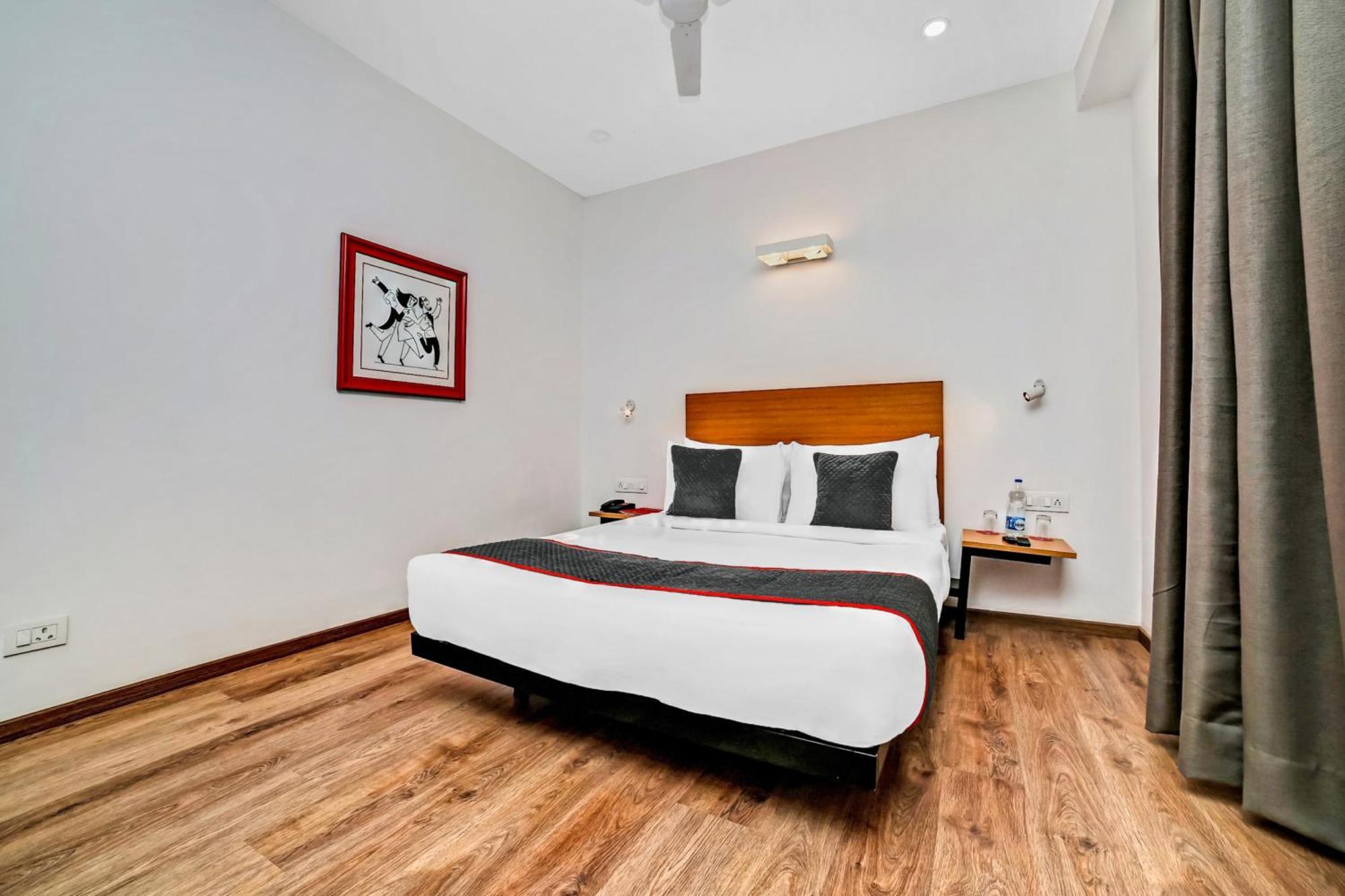 Chinhat Hotel O Town House 1274 Patrakar Puram מראה חיצוני תמונה
